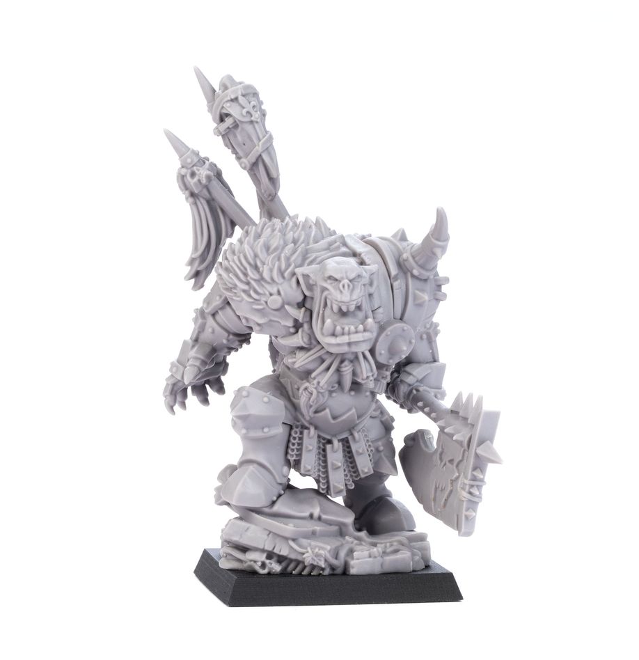 WARHAMMER THE OLD WORLD BLACK ORC BIGBOSS-1711799654-iVZ0E.jpg